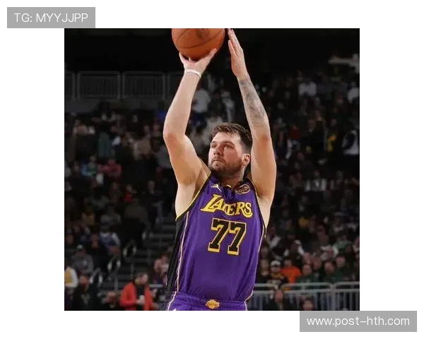 半场战报:湖人52-56落后尼克斯,东契奇15分难掩防守松懈 半场战报:湖人52-56落后尼克斯,东契奇15分难掩防守松懈