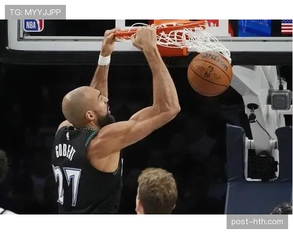 人物通讯：鲁迪·戈贝尔——在三分时代，一座最佳防守球员奖杯的坚守